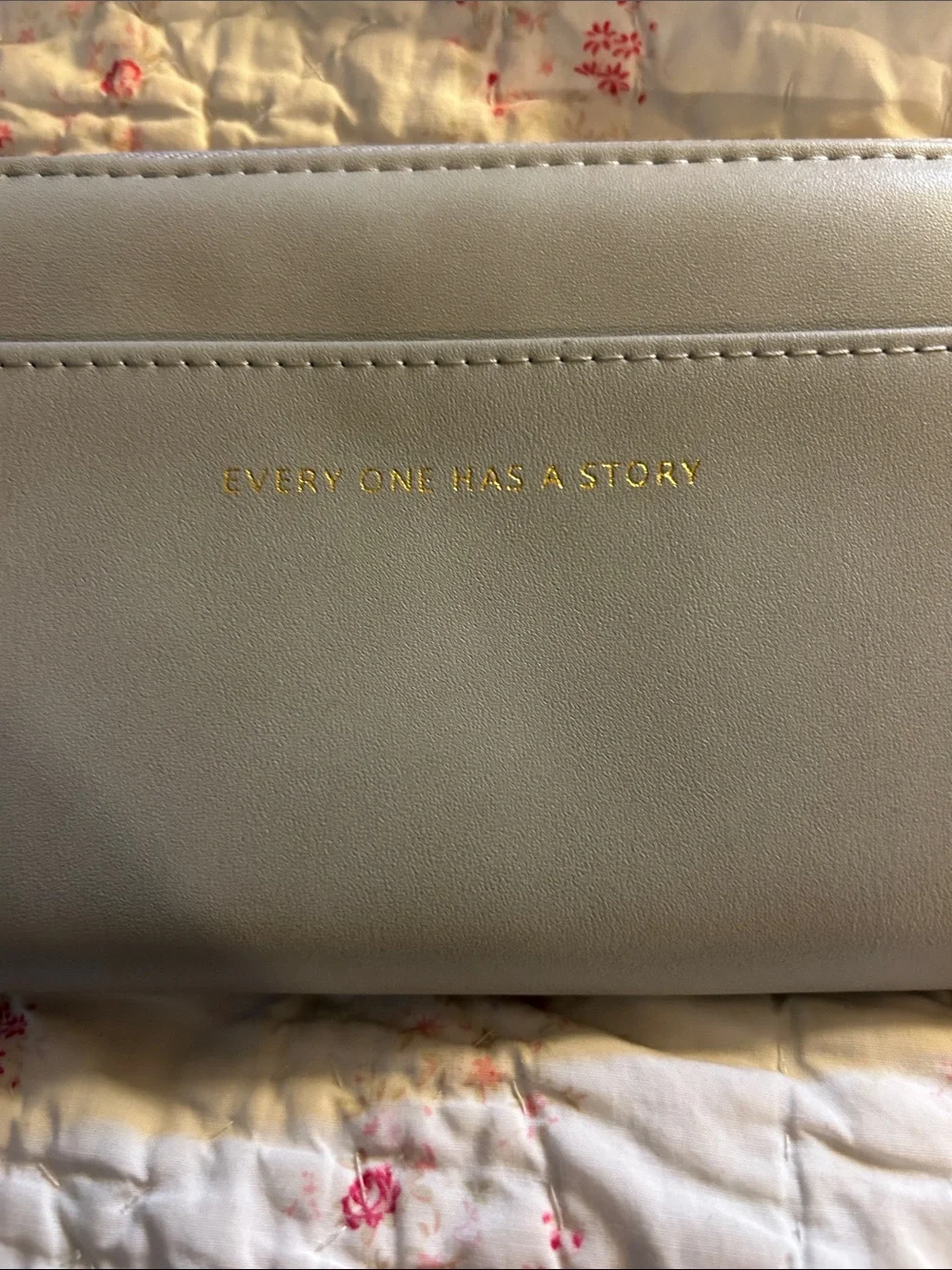 Adorable Fable England bunny wallet - Picture 3 of 4